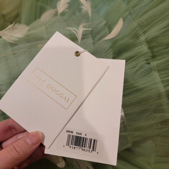 Mac Duggal 20530 Sage Green Feather Ruffle Strapless Ball Gown Dress Size 6 - Picture 3 of 14